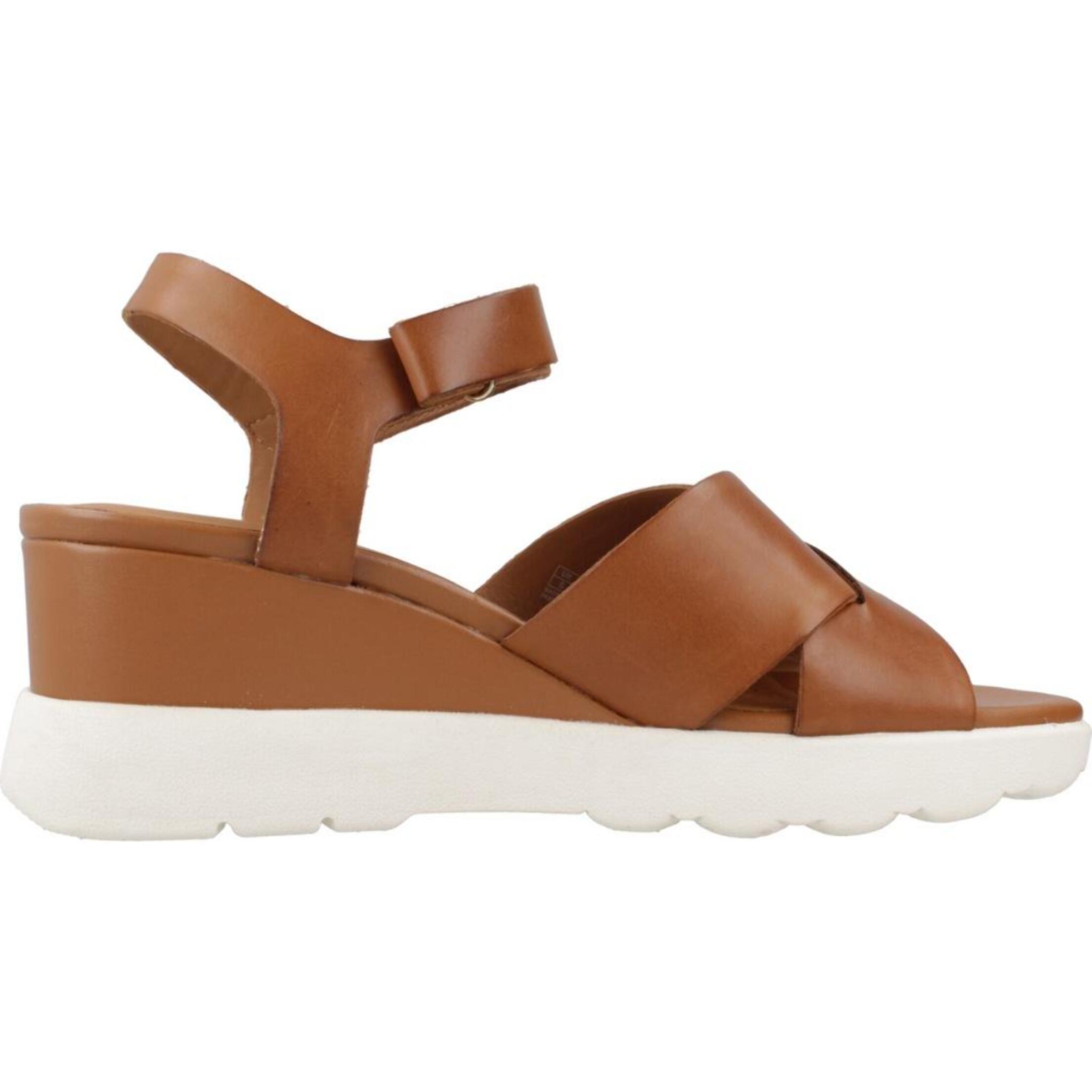 Sandalias Mujer de la marca GEOX  modelo D SPHERICA EC6 MARRON