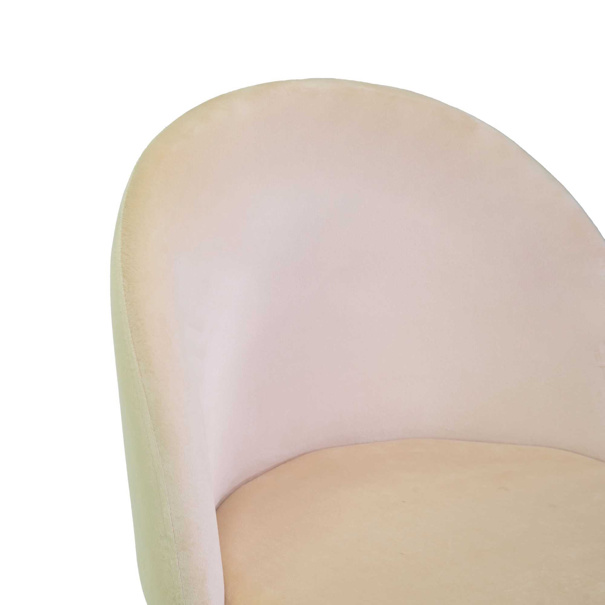 Sgabello Sammi Vacchetti in velluto crema con struttura nera cm44x48h91