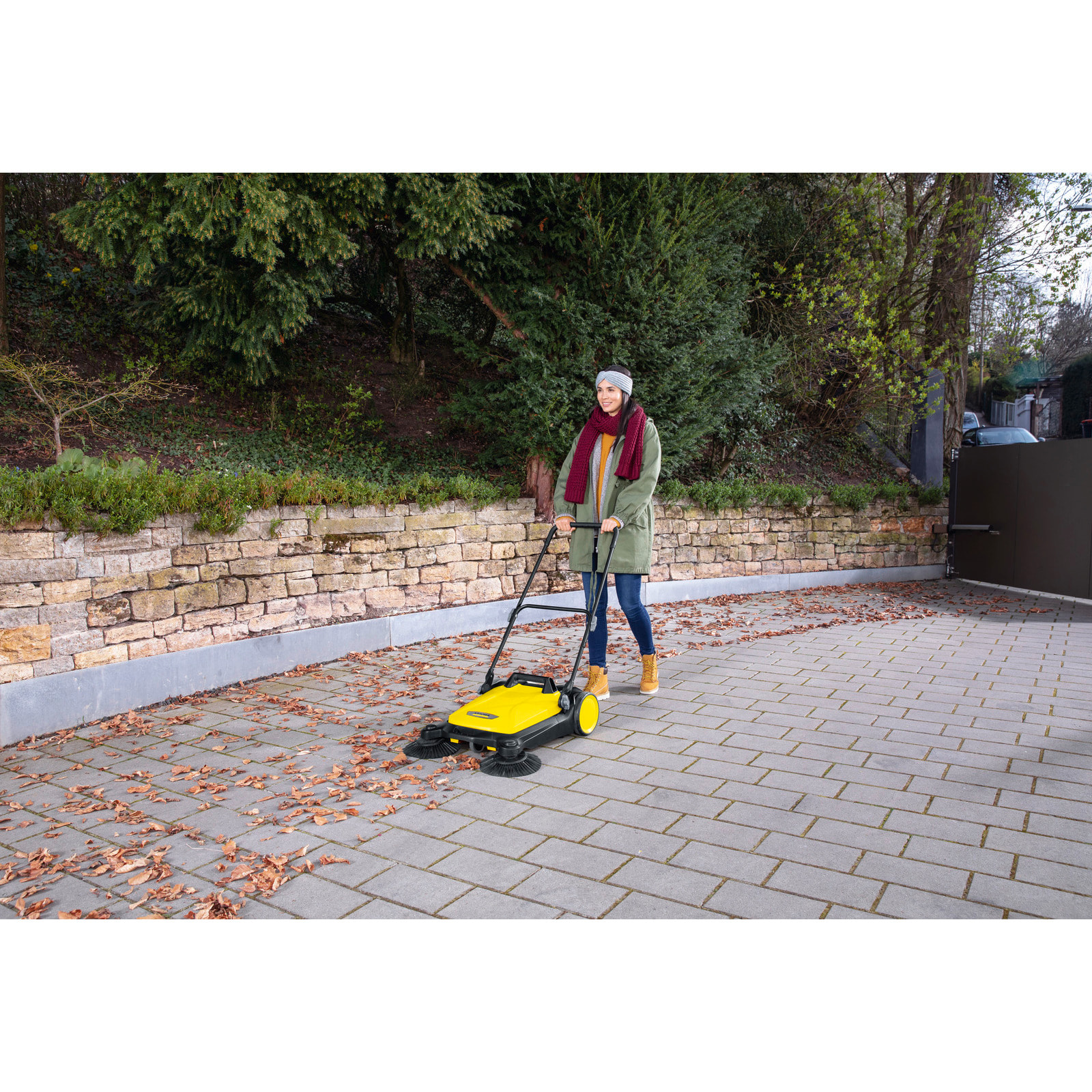 Balayeuse mécanique Karcher S 4 Twin - 2 brosses latérales