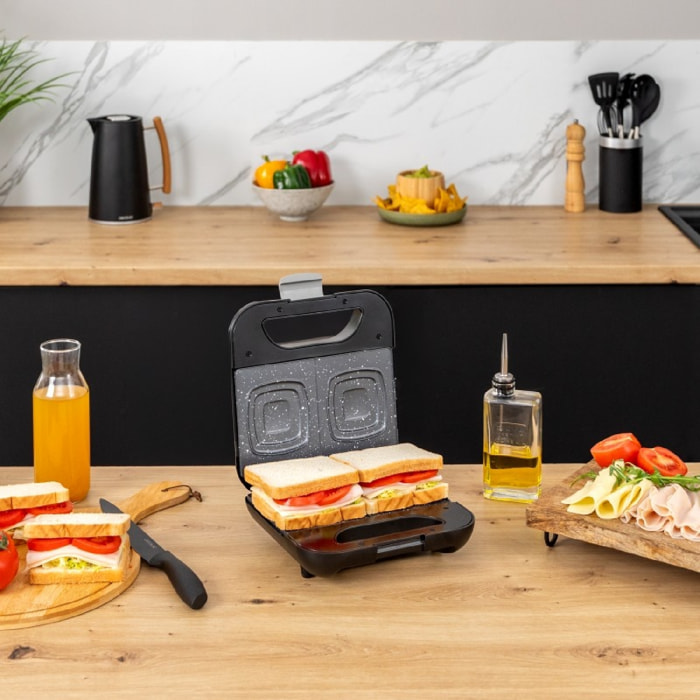 Cecotec Appareil à sandwichs Rock'nToast Square +