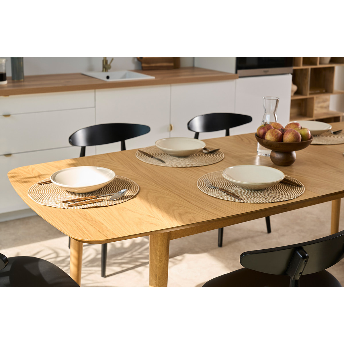 Table extensible rallonges intégrées rectangulaire en bois clair chêne L180-220 cm EGO