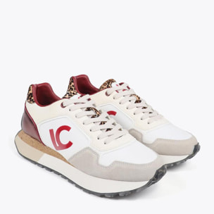 Scarpa da ginnastica con suola personalizzata e stampa animalier e dettagli in pelle