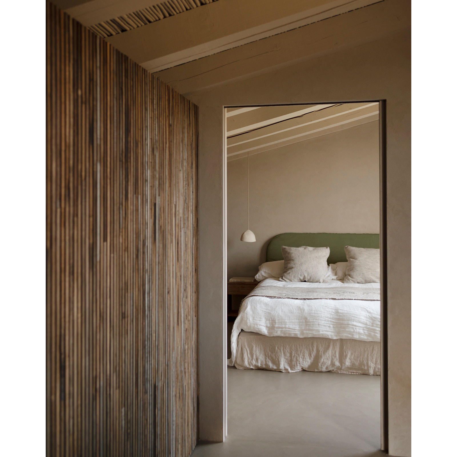 Tête de lit déhoussable en velours côtelé vert en différentes tailles