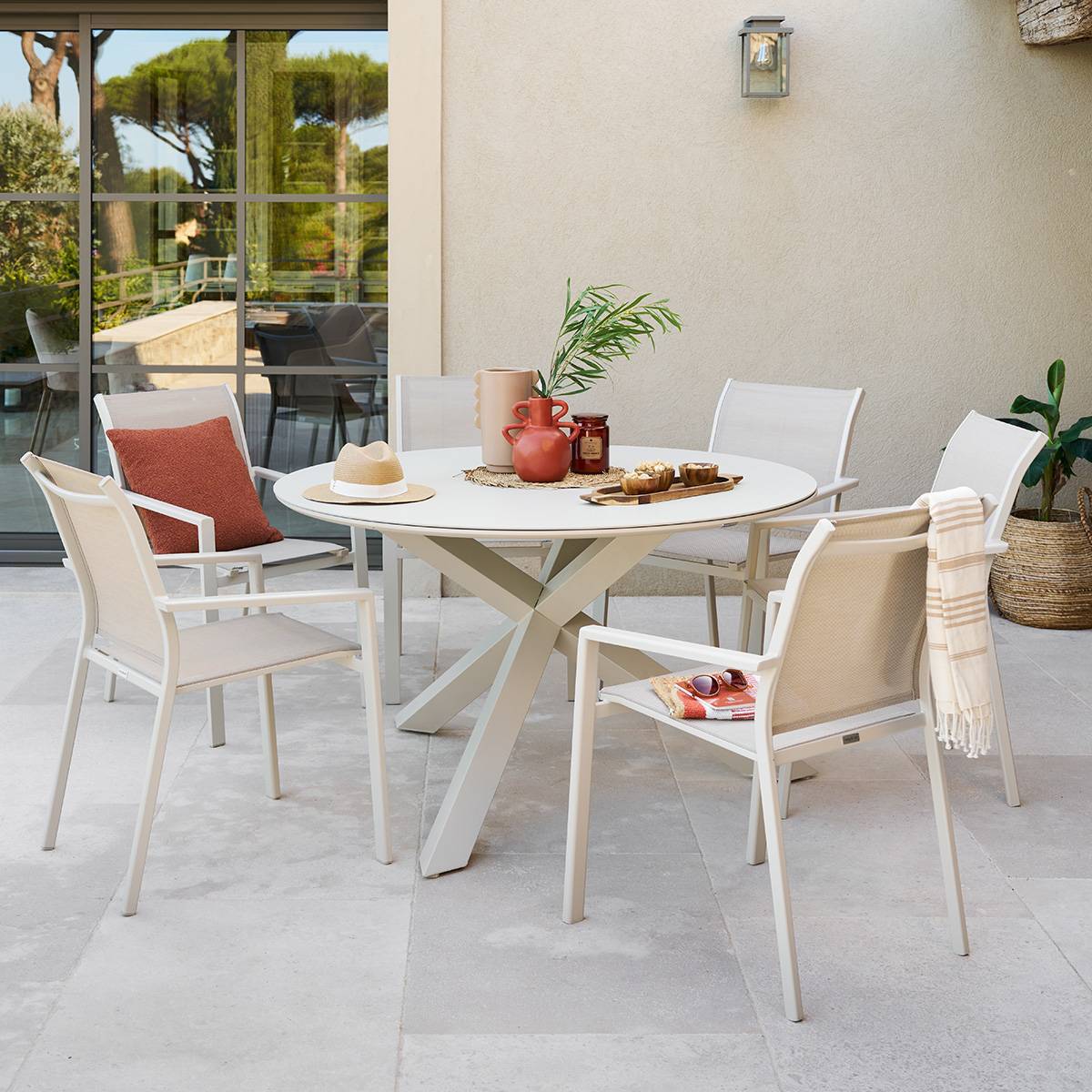 Table de jardin 6 places Oryon D130cm argile