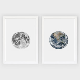 Pack de 2 láminas Moon and Earth Alto: 33.7 Largo: 46 Ancho: 2