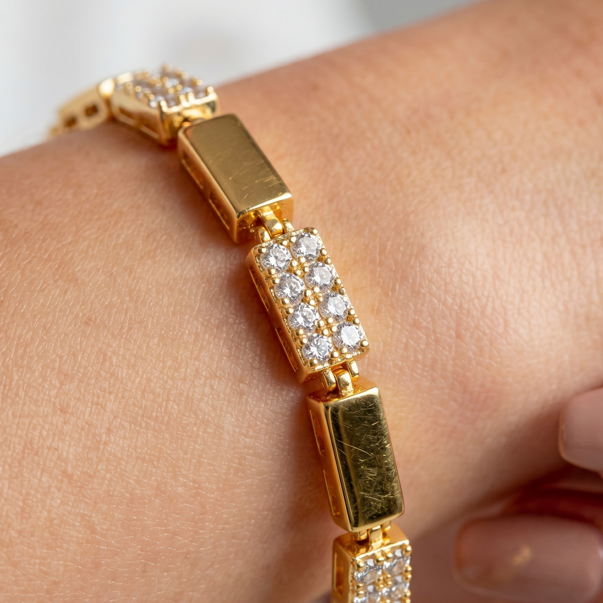 Pulsera Salbar acabado oro amarillo 18k