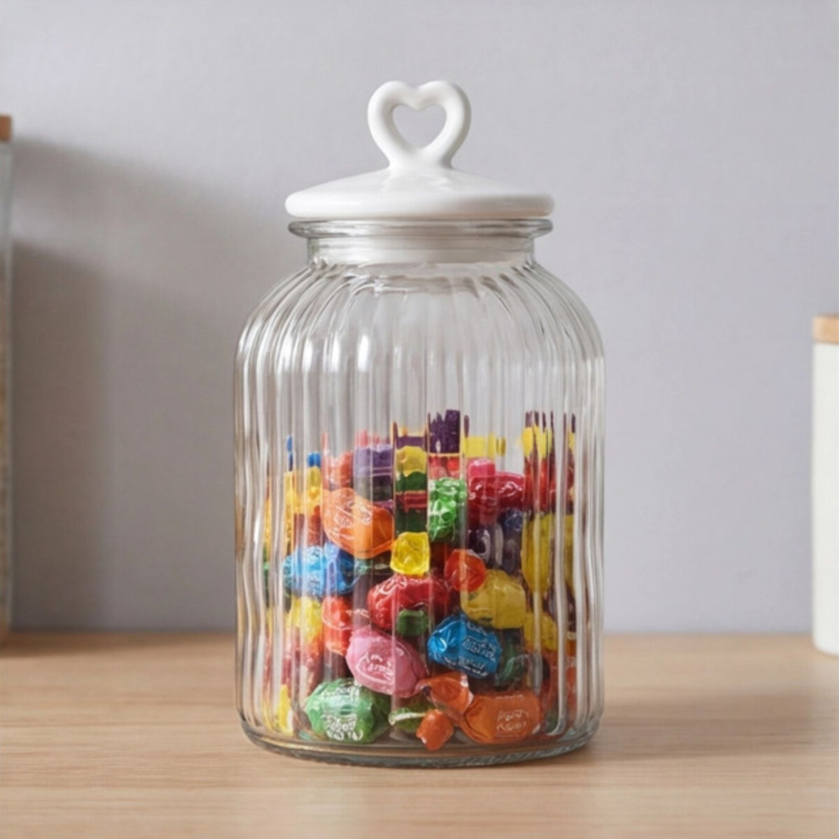 Barattolo in vetro con tappo in ceramica a cuore, contenitore alimenti trasparente, ideale per zucchero caffè biscotti e pasta, design elegante e pratico, organizer cucina resistente, facile da pulire