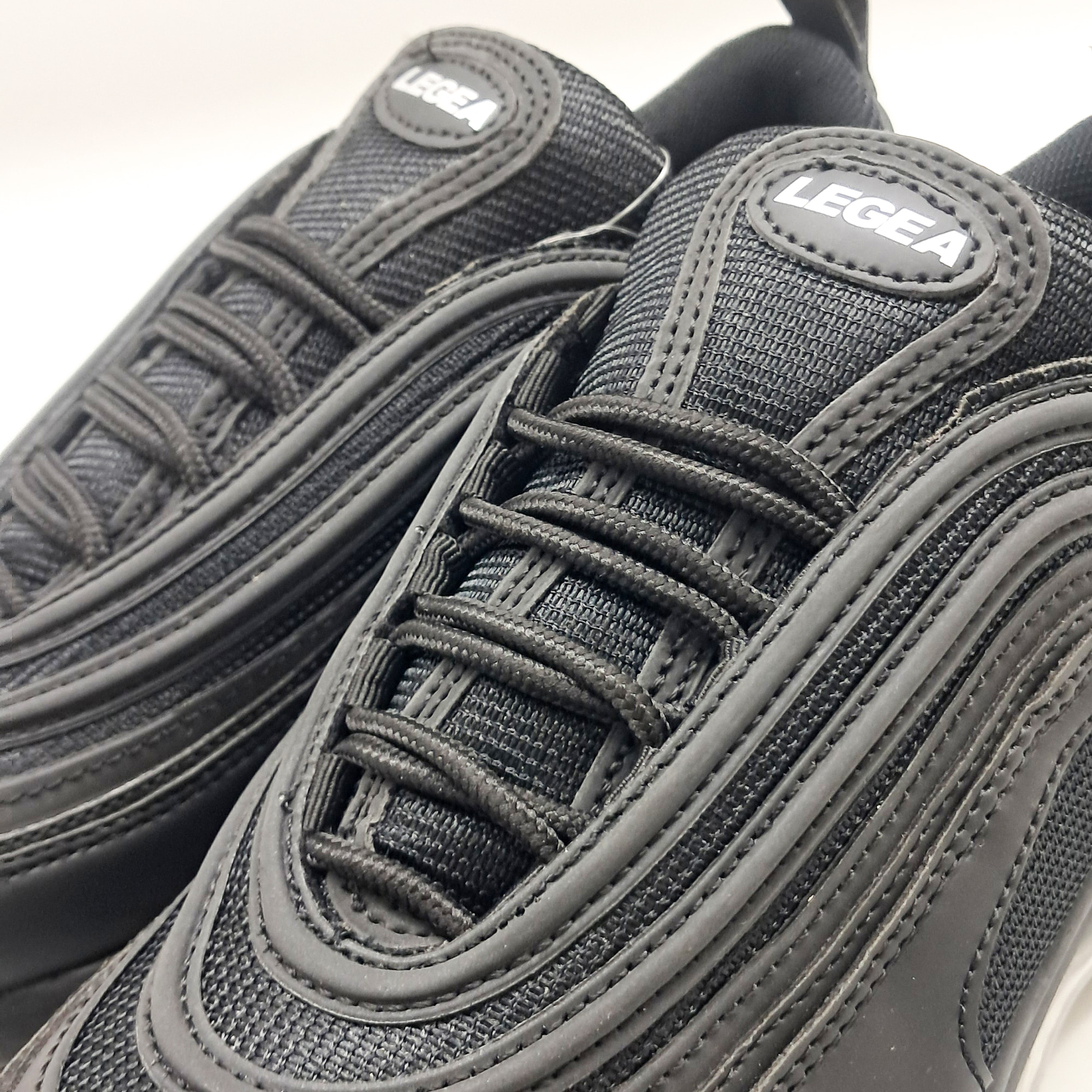 Scarpa sportiva VELA