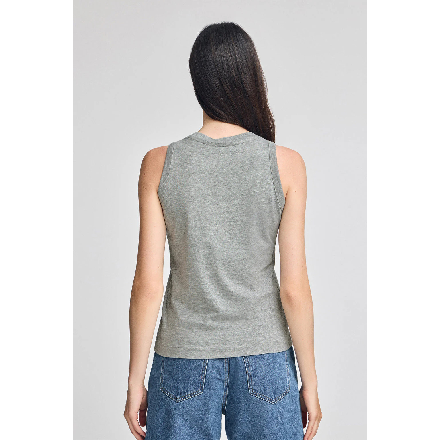 Maglietta basic grigio vigorè smanicata a girocollo con logo Rigby Go ricamato