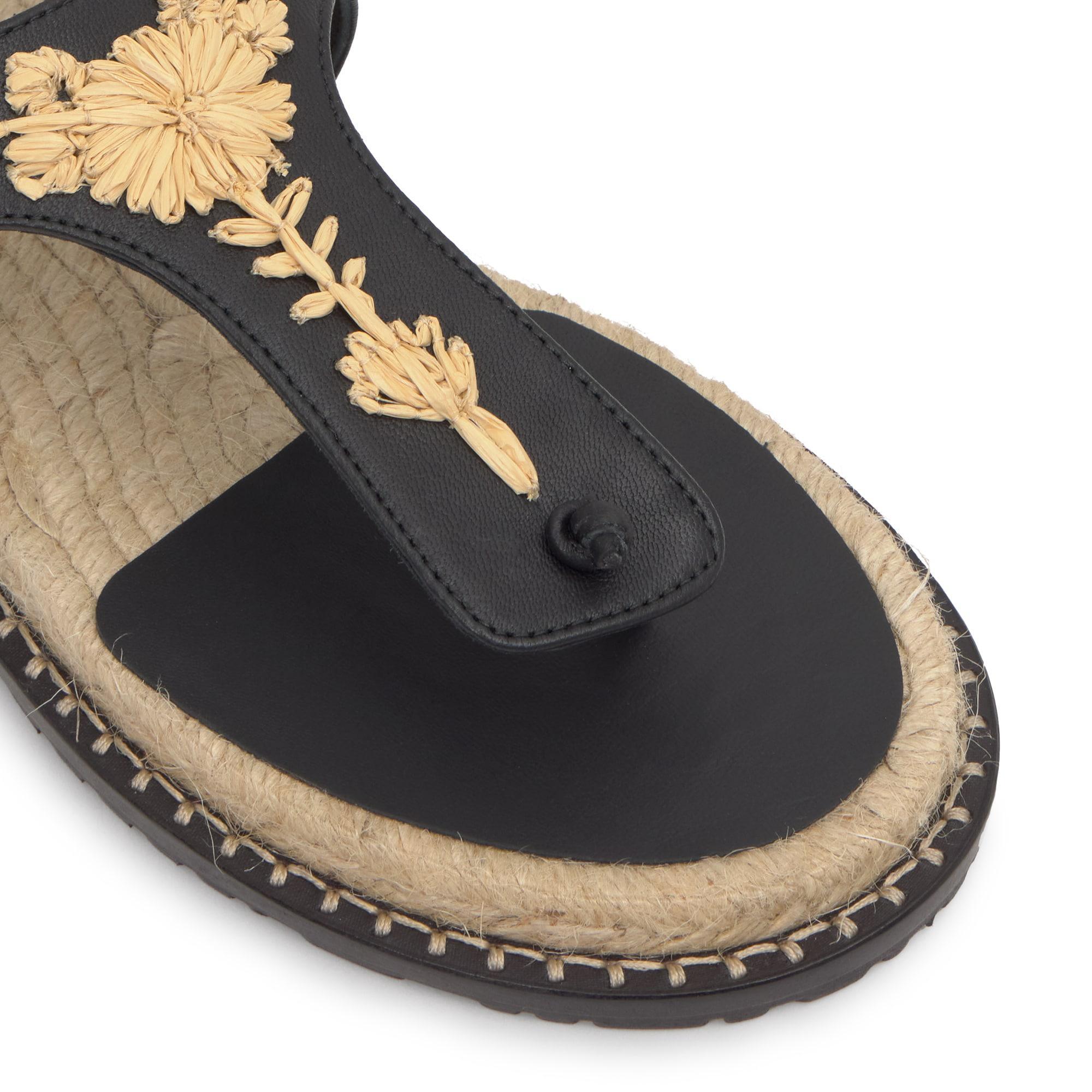 Sandalia de dedo Pedra plana en napa con motivos florales bordados y hebilla