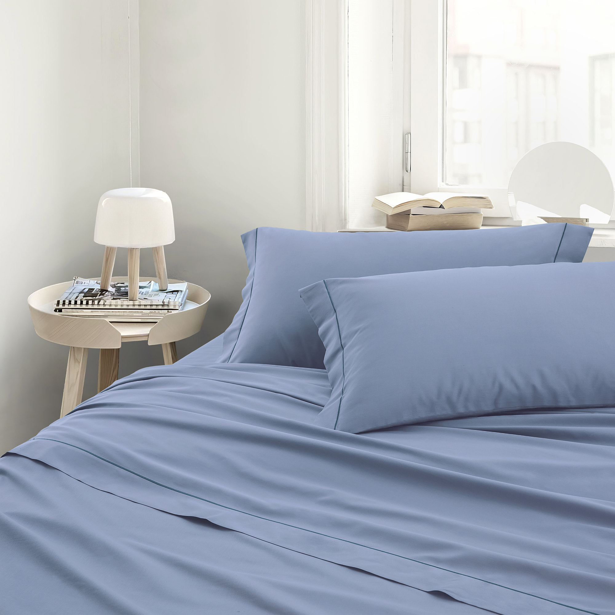 Completo letto in raso tinta unita niagara 100% cotone