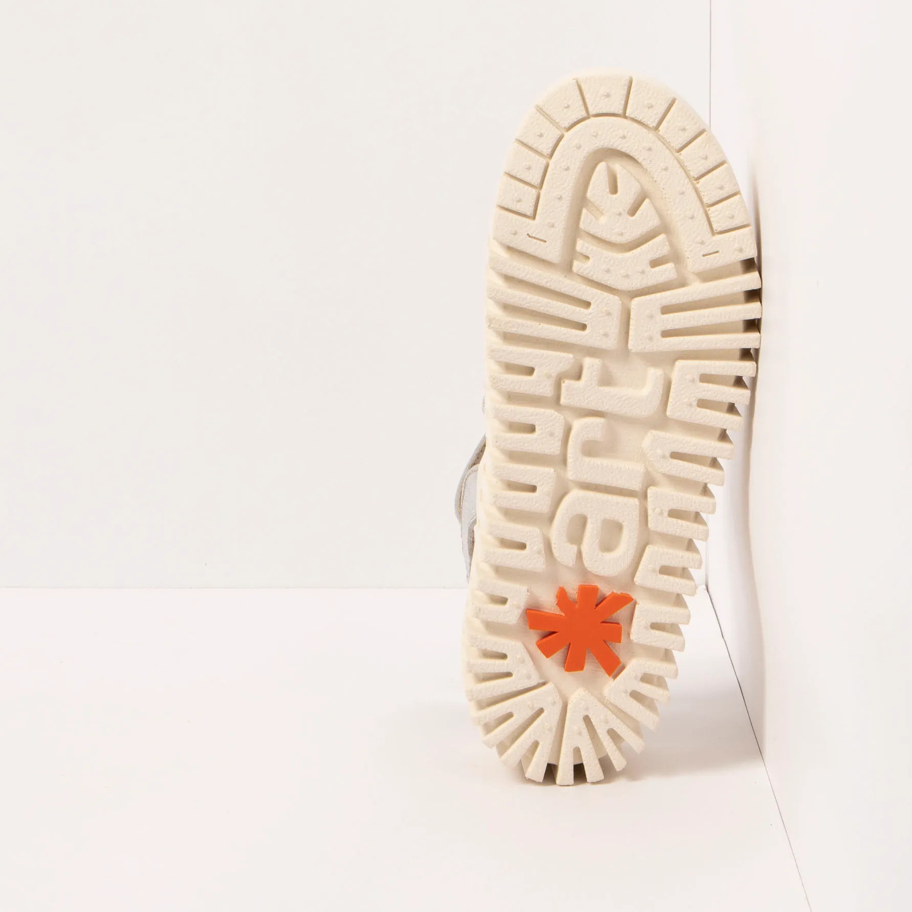 Sandalia de cuña 1576F METALIZADO SILVER/BRIGHTON color Silver