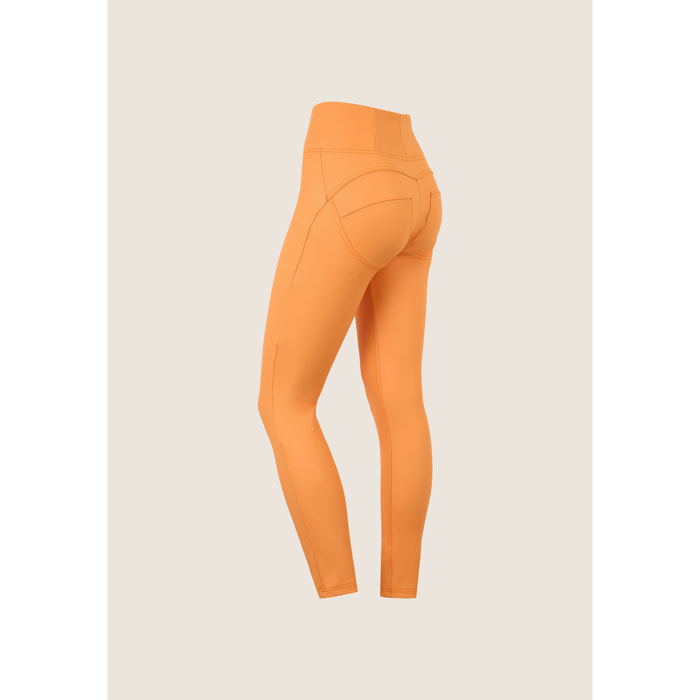 Pantaloni push up WR.UP® clessidra vita alta similpelle eco