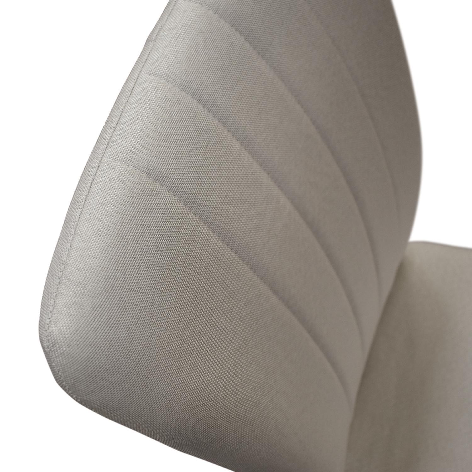 Set di 6 sedie AMSTERDAM in tessuto beige e gambe in metallo nero