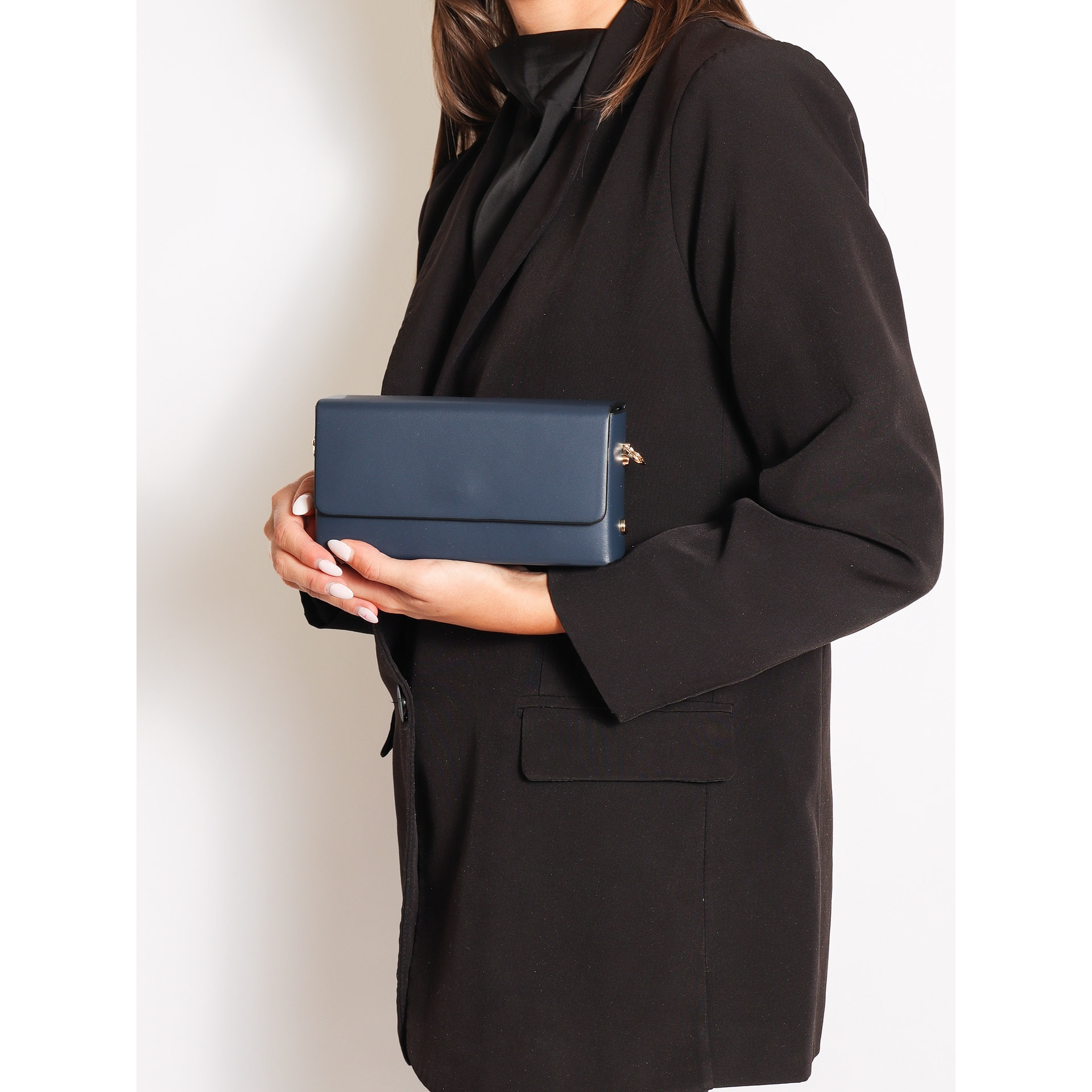 Gave Lux Borsa a tracolla