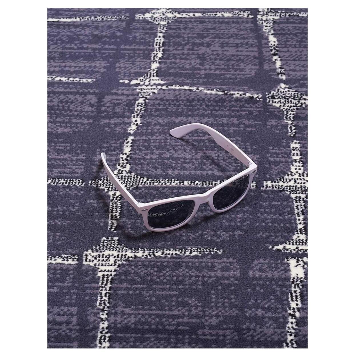 Petit tapis d'entrée motif géométrique déformé gris et beige