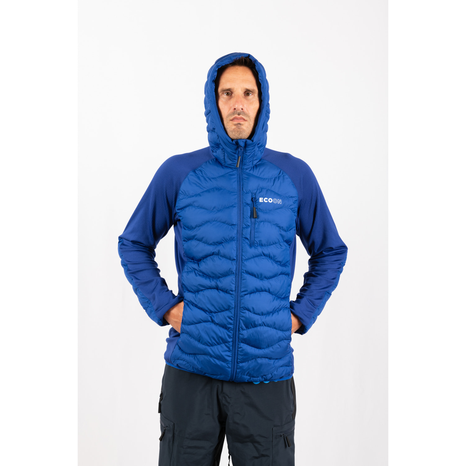 Chaqueta ECOActive Hybrid Insulated Jacket with cap marca ECOON - Azul Cielo