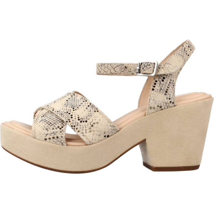 Sandalias Mujer de la marca CLARKS  modelo MARITSA70STRAP Animal Print