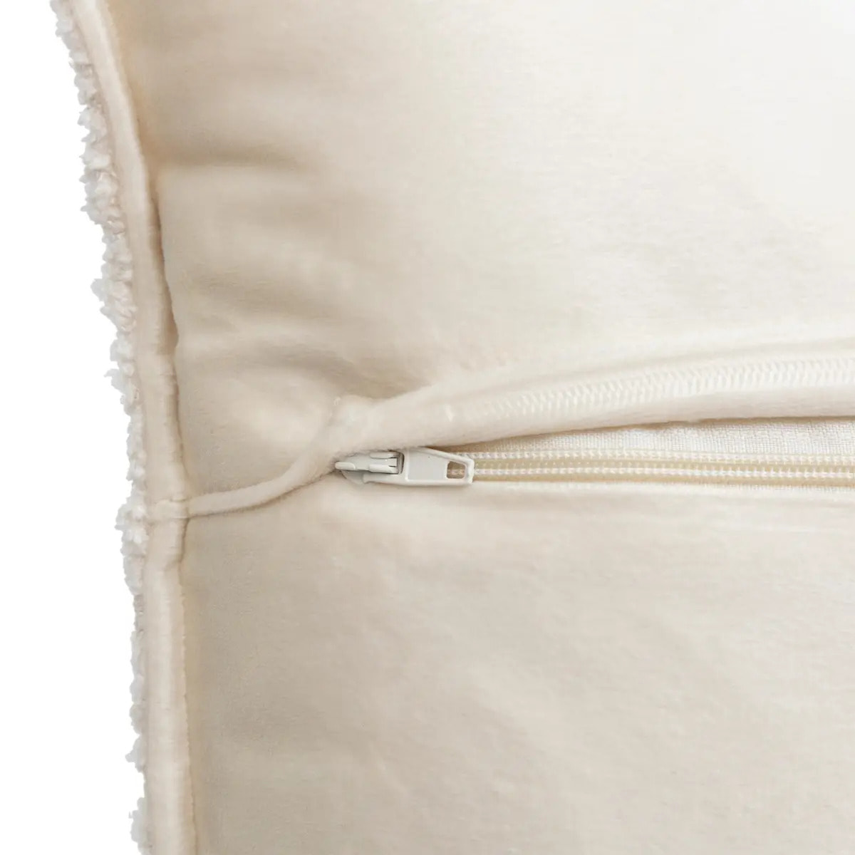 Coussin bouclette Soana blanc ivoire 45x45cm