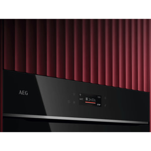 AEG Horno multifunción Serie 7000 MealAssist con PizzaExpert con Display táctil Excite TX7PB631SB