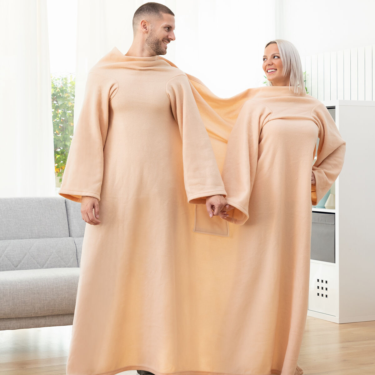 Batamanta Doble con Bolsillo Central Doublanket InnovaGoods - Azul