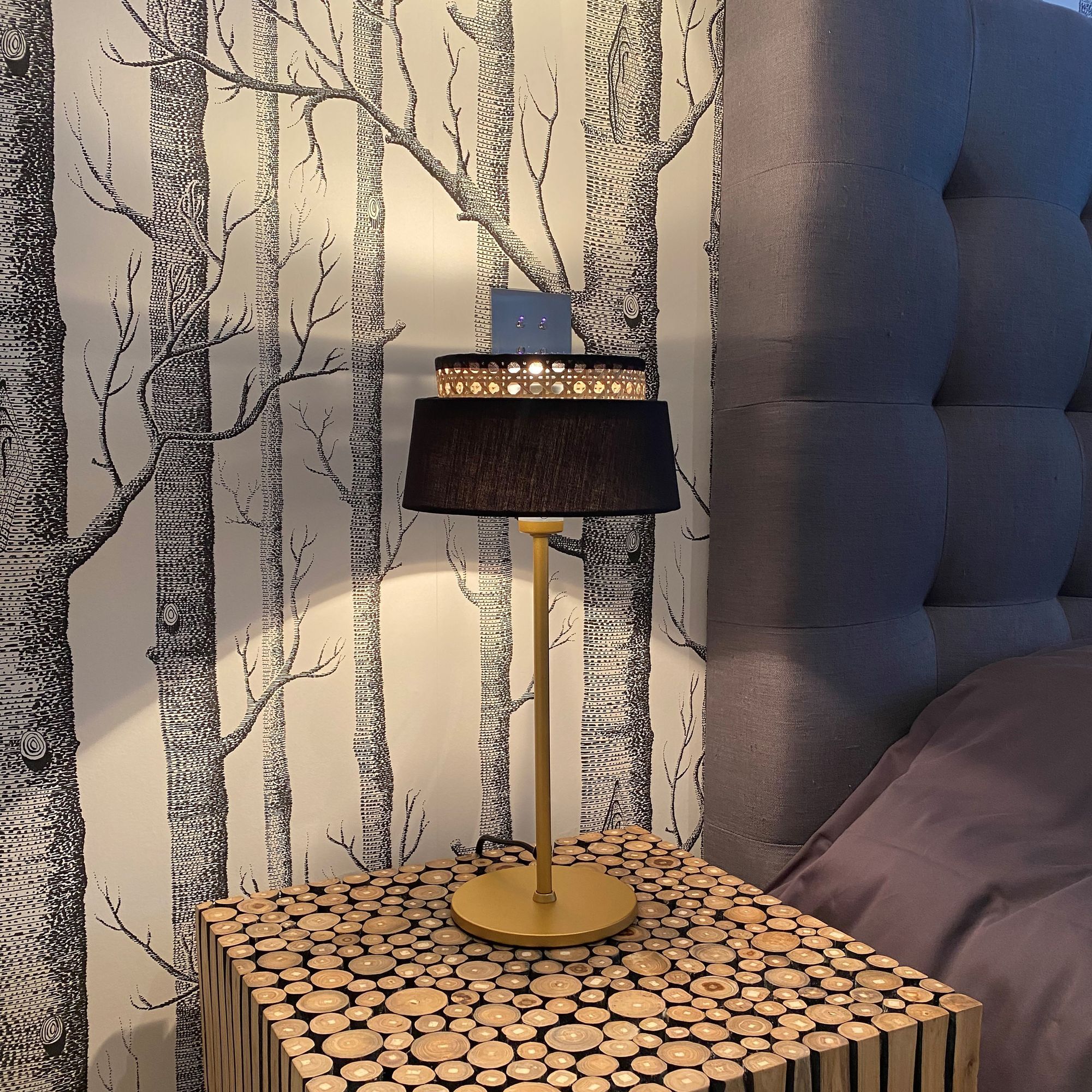 Lampe de table en métal noir et doré h41cm AVERO