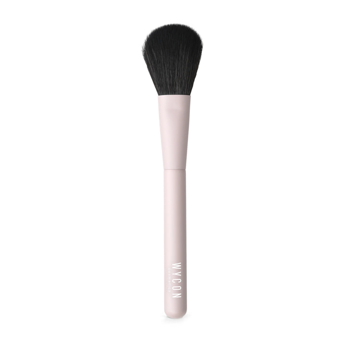 F110 CHEEK BLENDER Pennello fard piccolo e leggermente schiacciato in setole morbide.