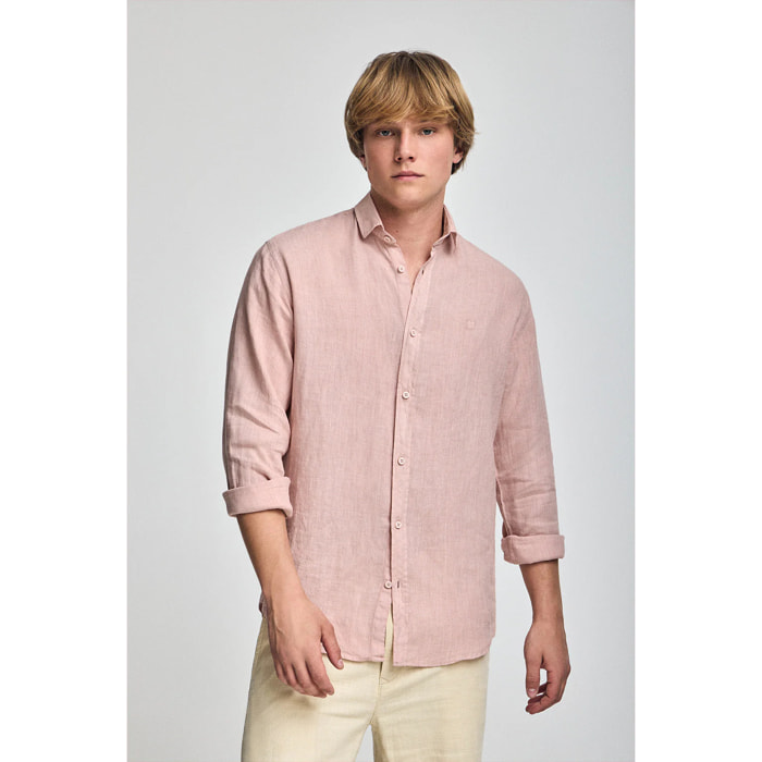 Camicia rosa taupe in lino tinta in capo con monogramma ricamato