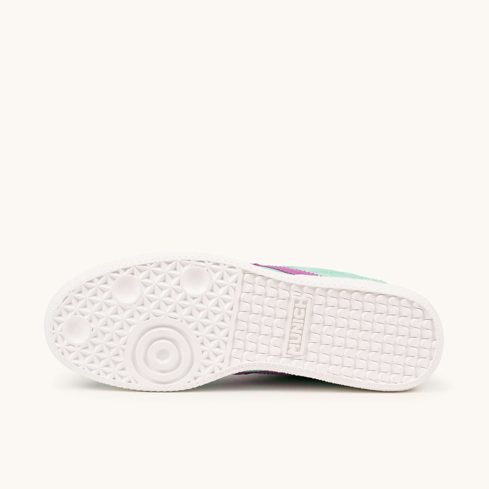 Zapatilla de Ante en Color Verde Agua MUNICH RUMBA WMN 22