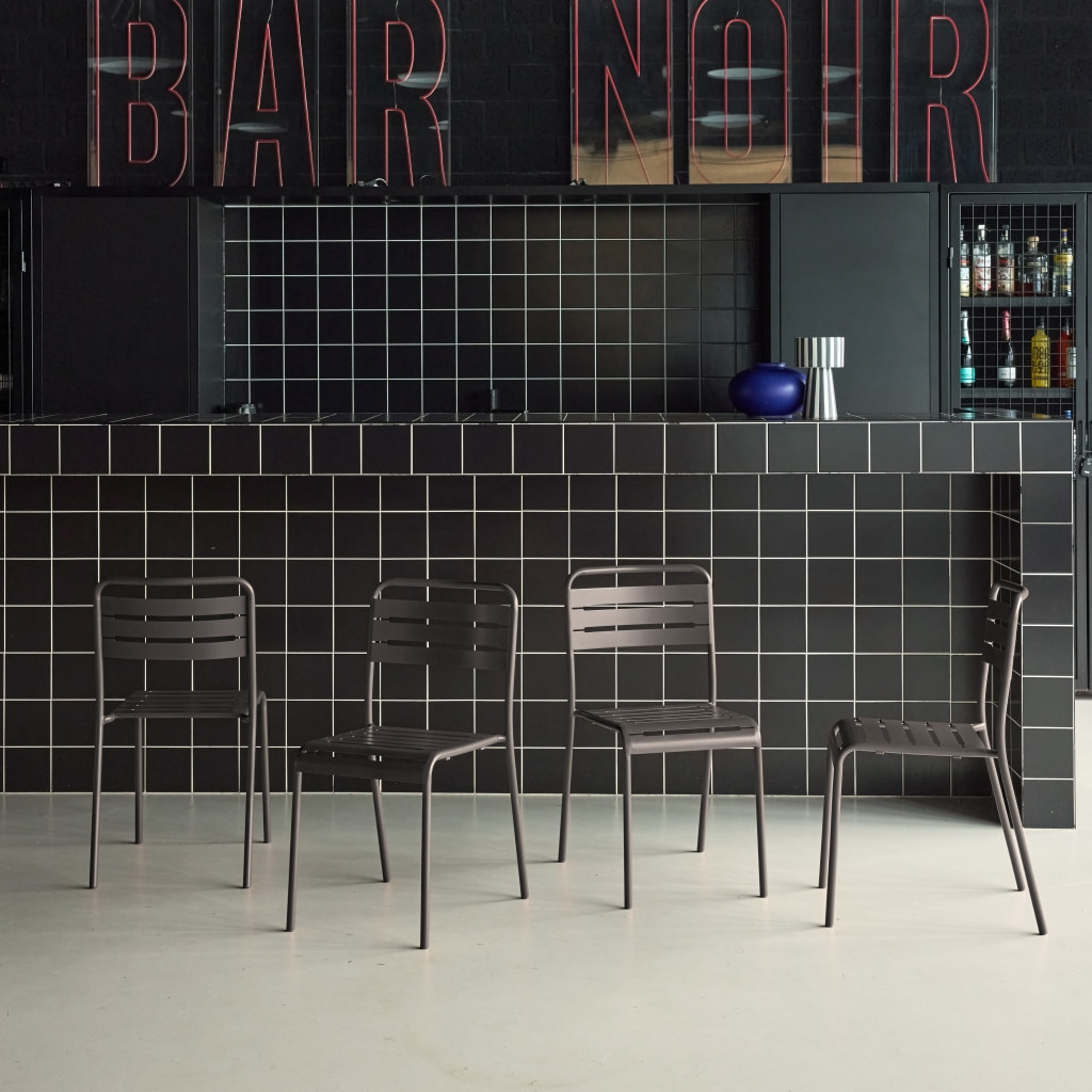 Lot de 4 chaises de jardin acier. 4 places. anthracite. Amelia. L44 x P52 x H79cm