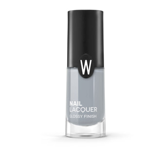 NAIL LACQUER Smalto per unghie.
