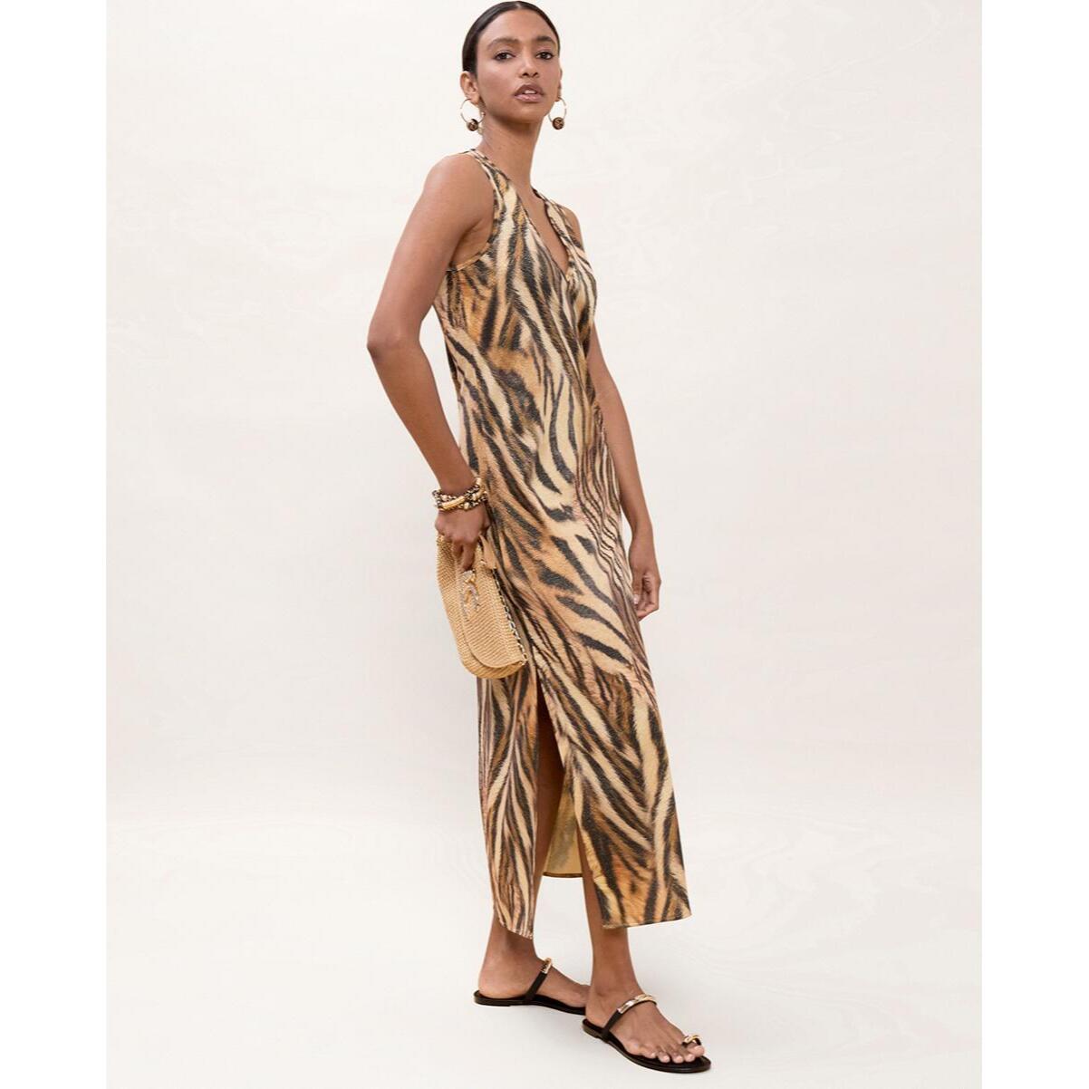 Abito con stampa circolare