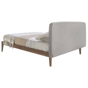 Cama Angel Cerdá capitoné de matrimonio con un cabecero en tela en gris y de madera chapada en nogal natural 172x217x98cm