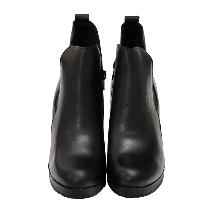 Stivaletto in vera pelle con tacco e fascia elastica