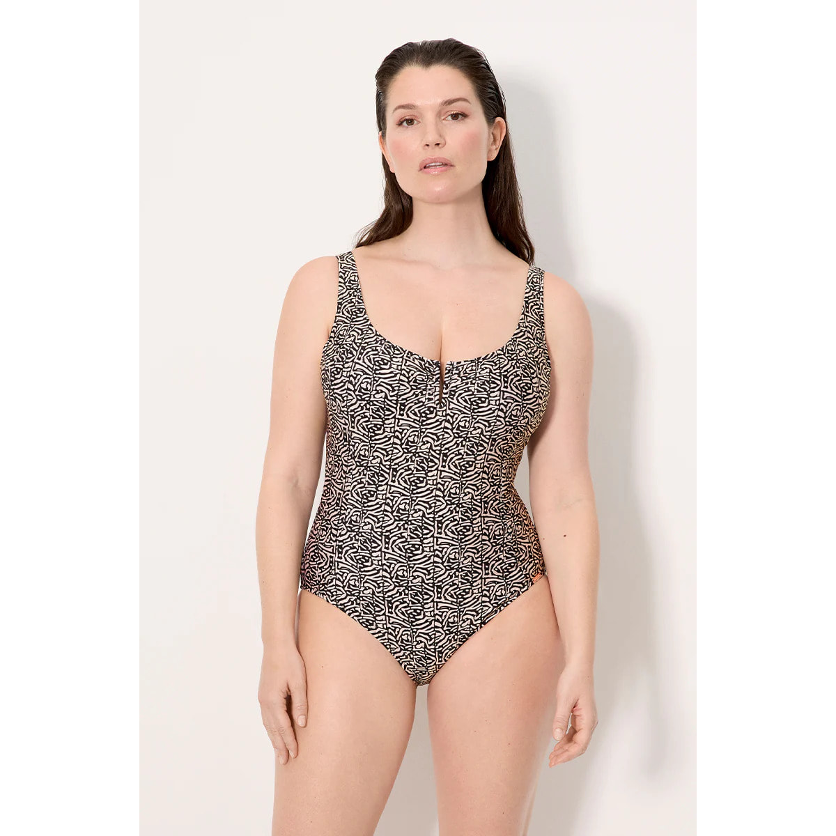 Costume da donna modellante