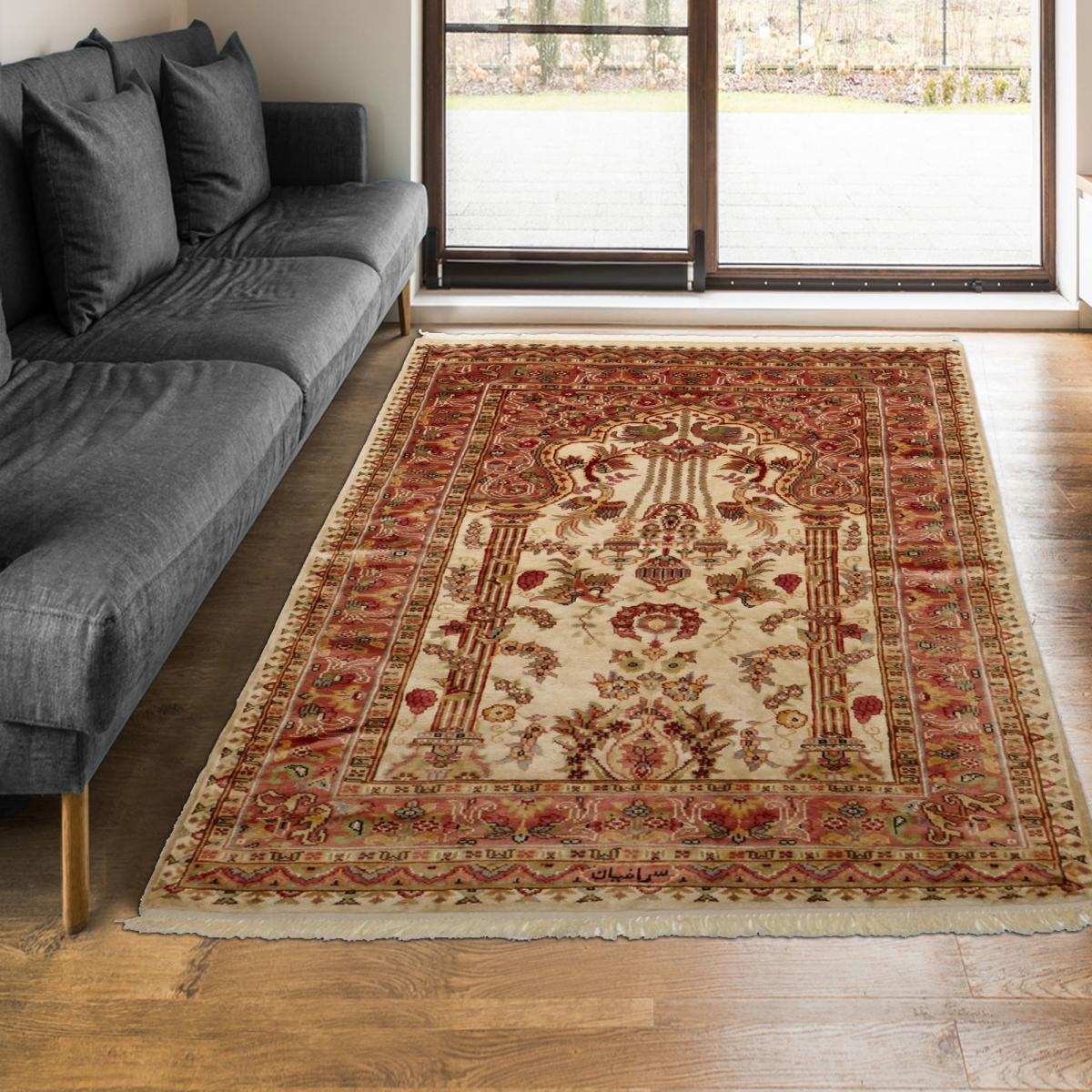 Authentique tapis d'orient, noué à la main en laine et soie