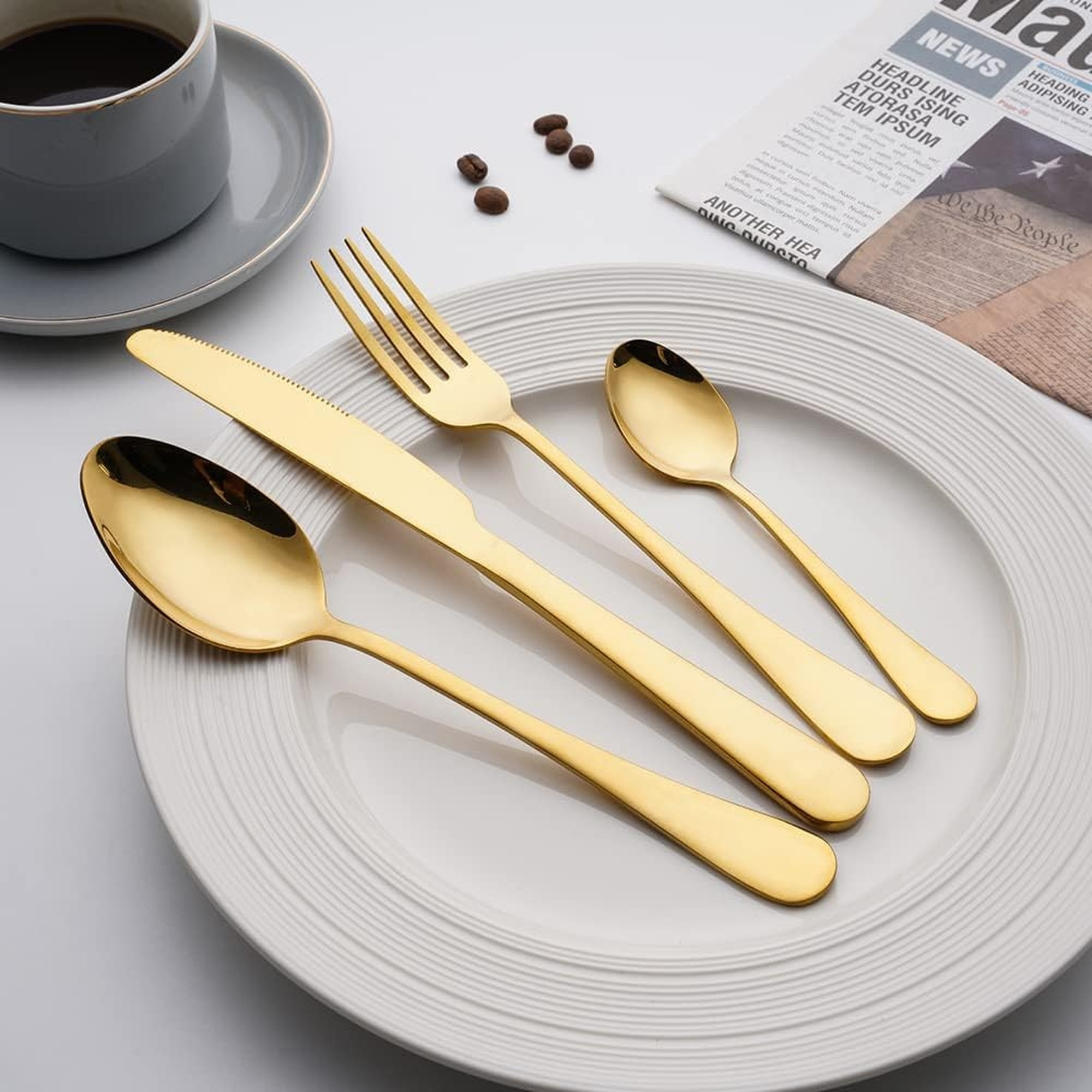 Juego de 24 Cubiertos de Acero Inoxidable con revestimiento dorado