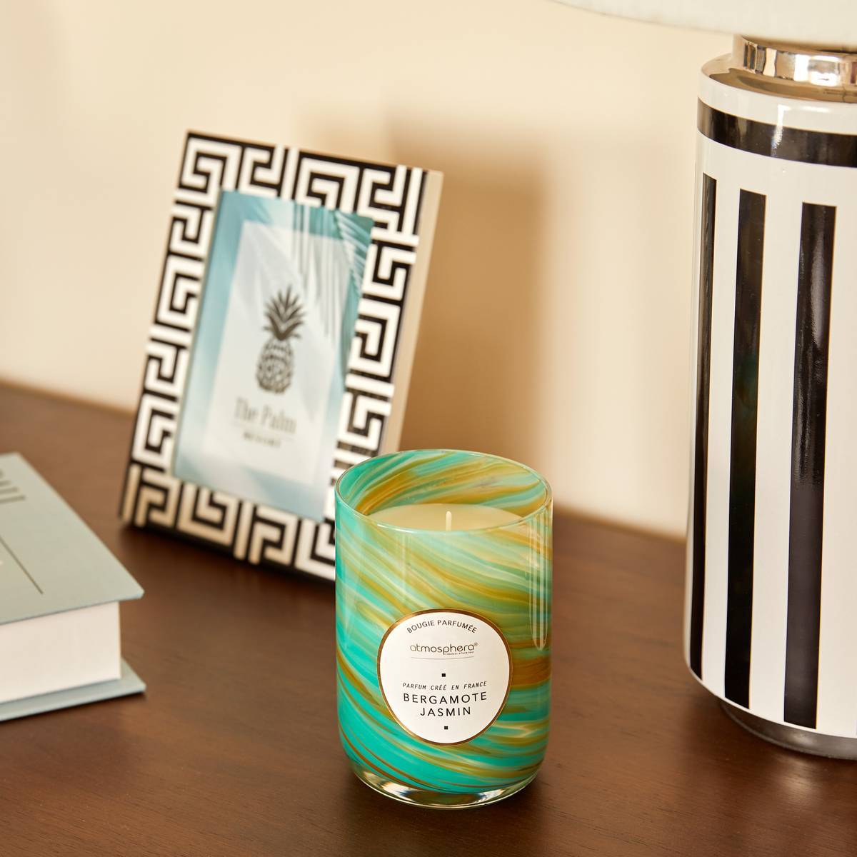 Bougie parfumée 275g Wavy Bergamote jasmin