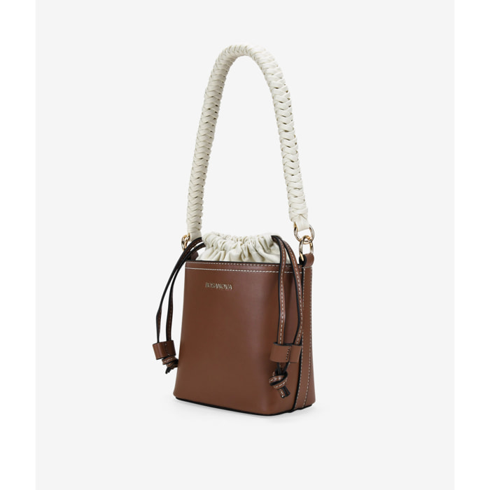 Bolso cubo cuero con asa trenzada