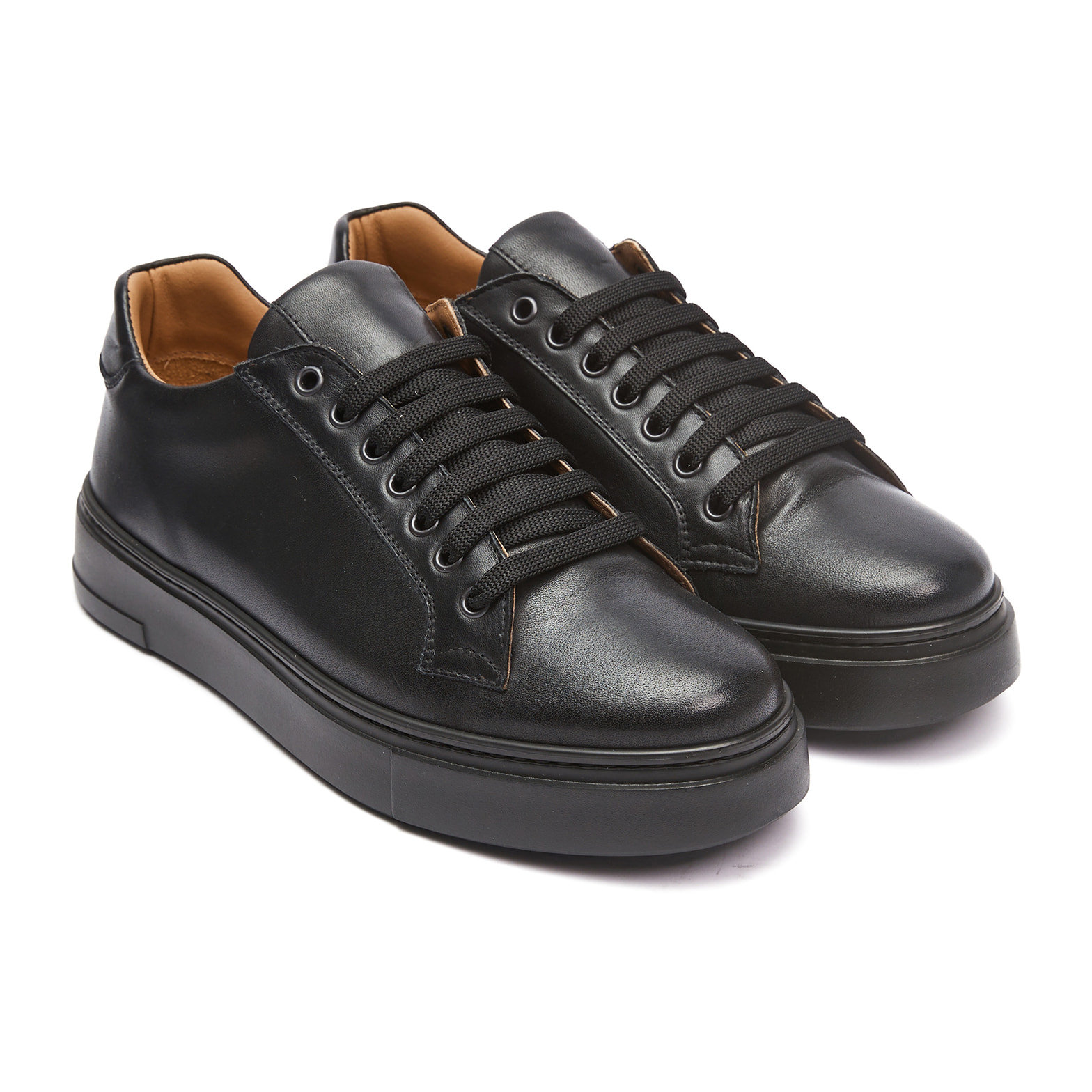 Classic Lace-up Sneaker British Passport Nero