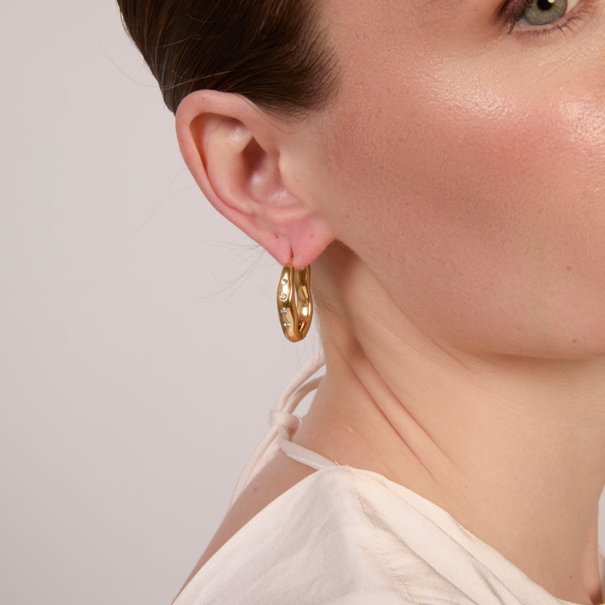 Pendientes Imsil acabado oro amarillo 18k