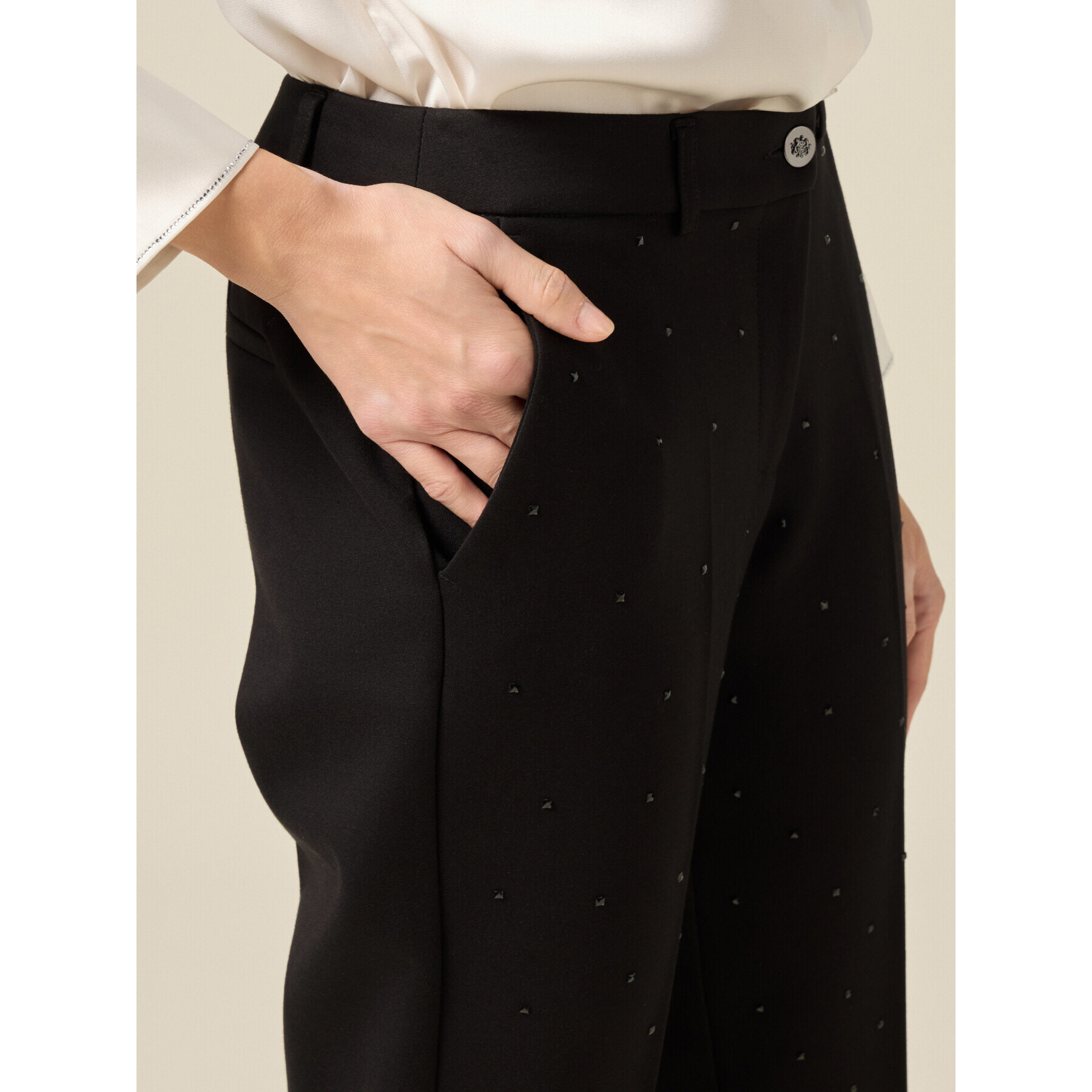Oltre - Pantalones pitillo con cristales - Negro