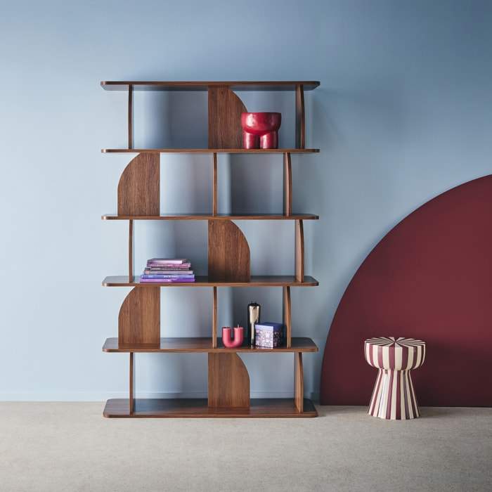 Etagère. bibliothèque exotique décor bois noyer 5 niveaux. séparateurs courbés - Alva