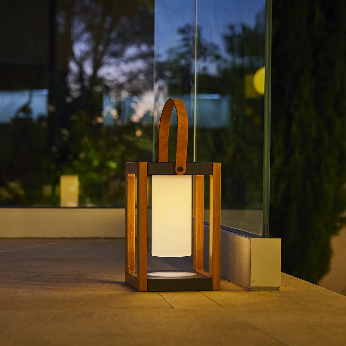 Lanterne solaire batterie SERAPHINA H32C