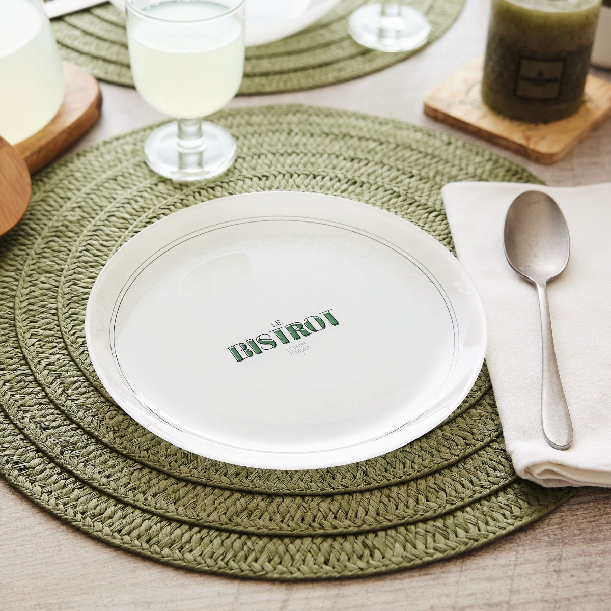 Service de table 19 pièces avec 12 assiettes, 6 verres et 1 carafe 0.75L - Gabin - Luminarc