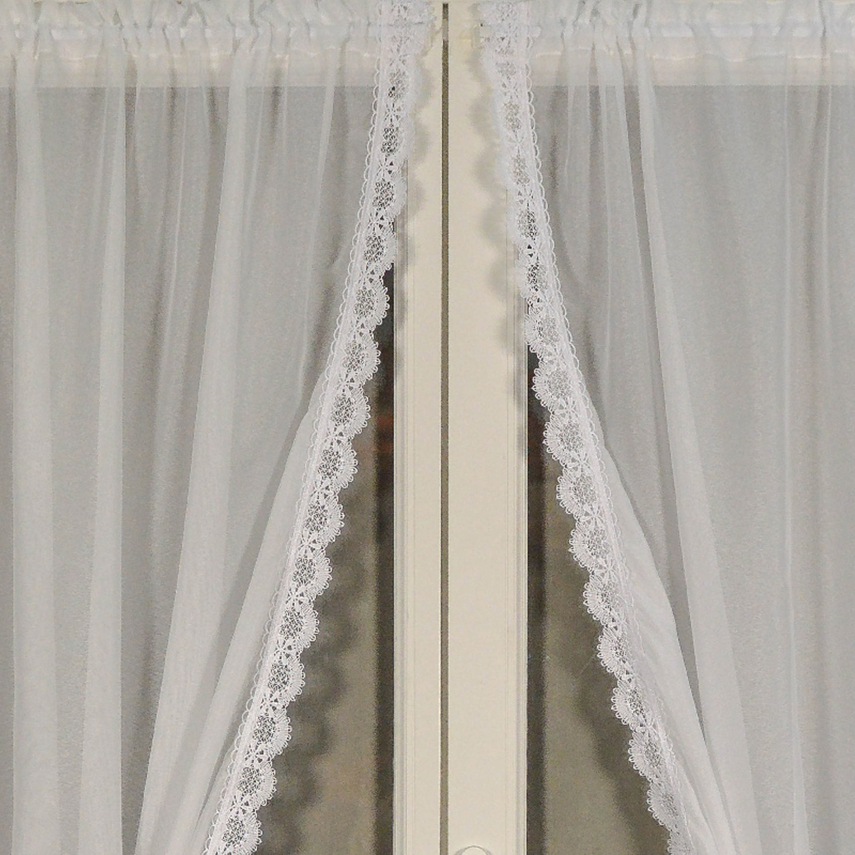 Paire de rideaux bonne femme à bord macramé - Blanc