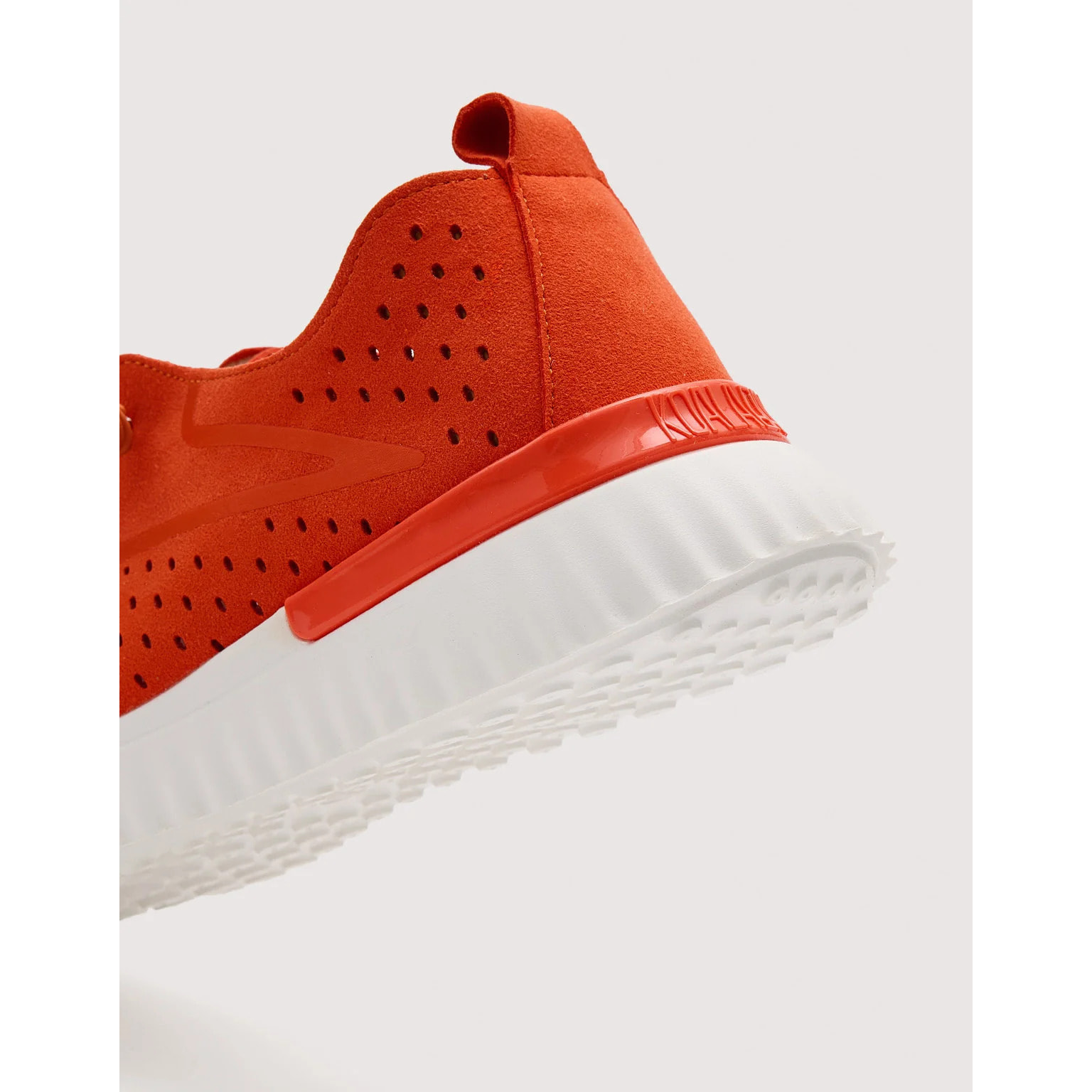 Sneaker Naranja - Charmy