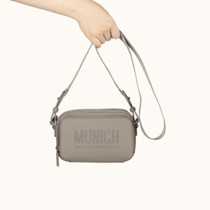 Bandolera Sostenible con Logotipo en Relieve CROSSBODY CAMERA ESSENCE RECYCLED