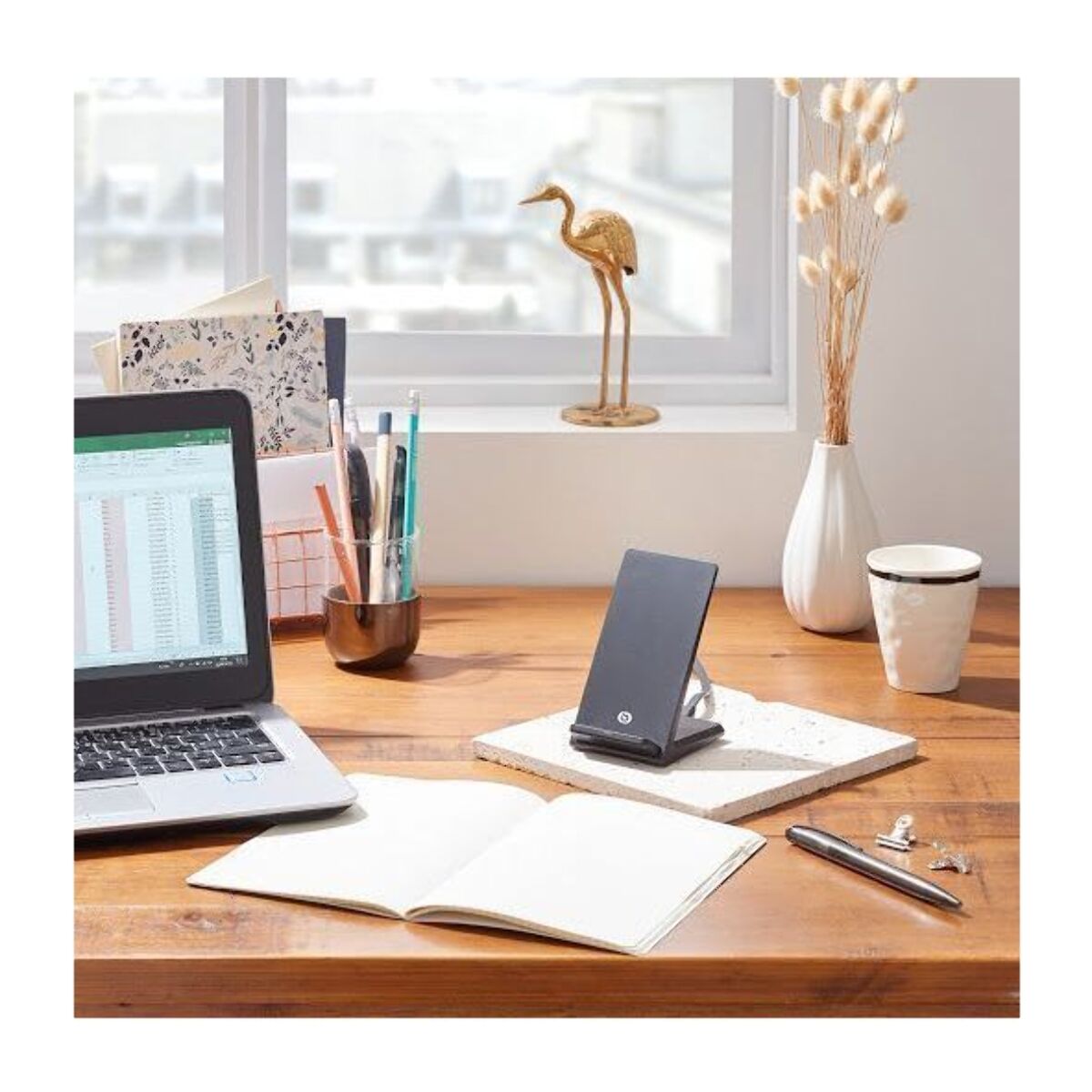 Chargeur induction ESSENTIELB sans fil 10W Noir Stand