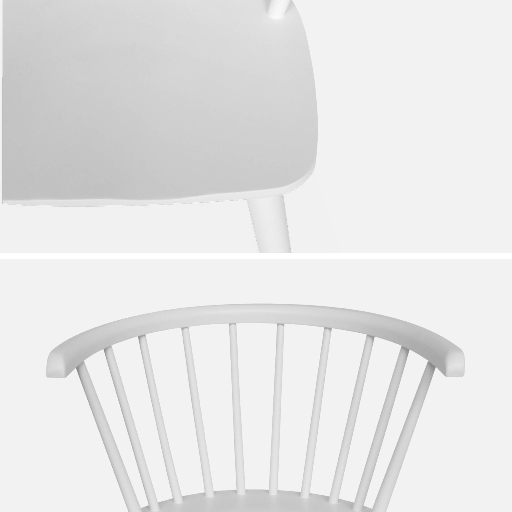 Lot de 2 chaises blanches à barreaux en bois et contreplaqué. Paula. L 51 x P 53 x H 75cm